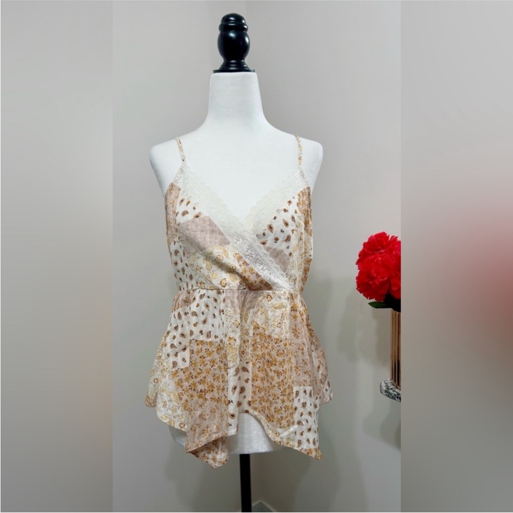 American Eagle Outfitters Cream and Gold Floral Lace Trim Cami Top